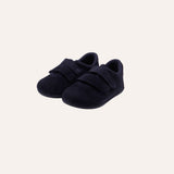 Zapato respetuoso dos velcros